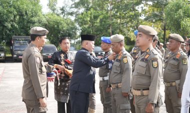 Pj Sekda Kuansing Pimpin Apel Pasukan Pengamanan Pacu Jalur 2026, Ajak Kedepankan Pendekatan Humanis