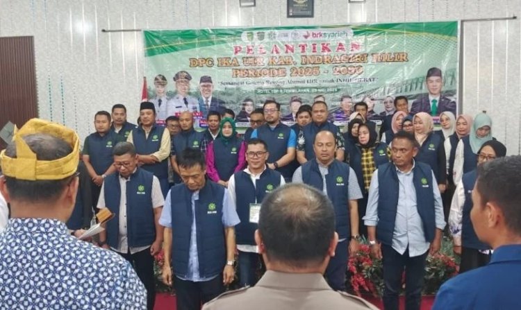Edison Ajak Alumni Dukung Inhil Hebat, Pengurus DPC IKA UIR Inhil Dilantik